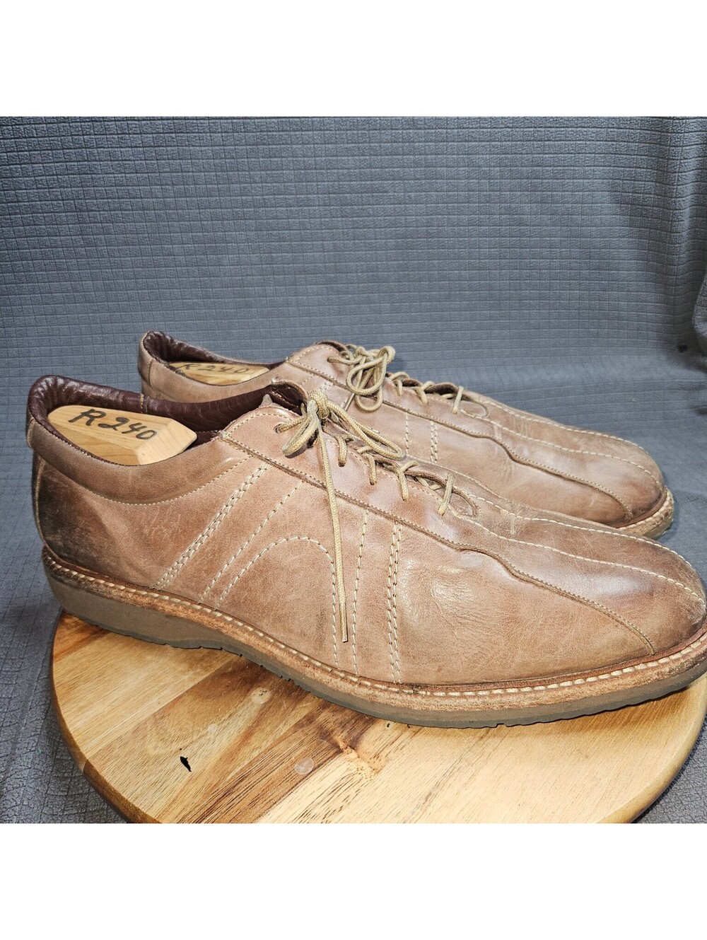 Allen Edmonds Voyager Dress Shoes Men's US 13 Light Brown Leather Moc Toe